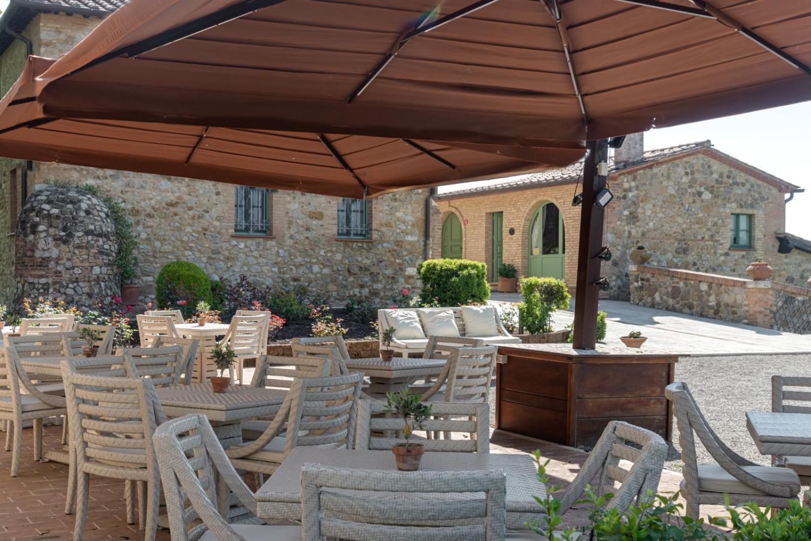 Villa Il Castagno Wine & Resort Siena Eksteriør bilde