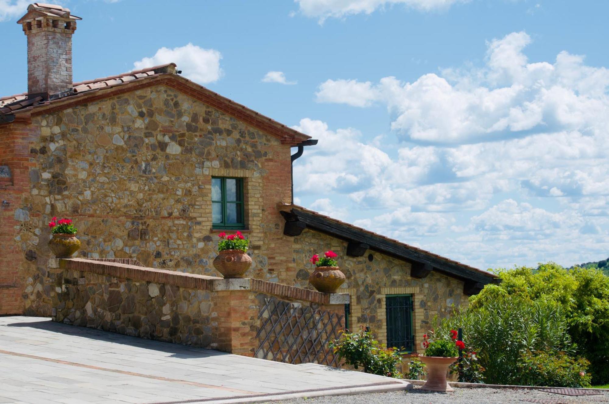 Villa Il Castagno Wine & Resort Siena Eksteriør bilde