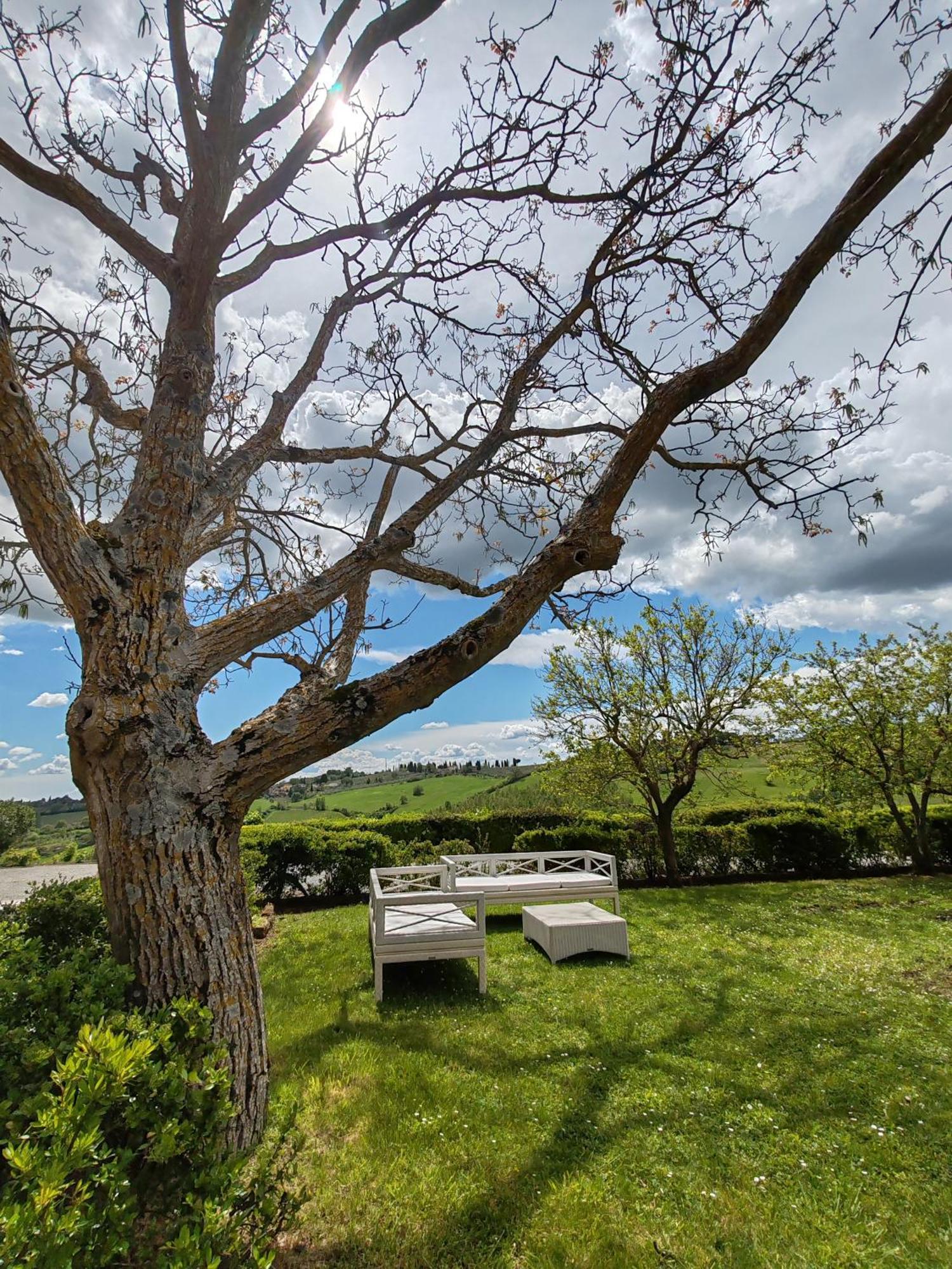 Villa Il Castagno Wine & Resort Siena Eksteriør bilde
