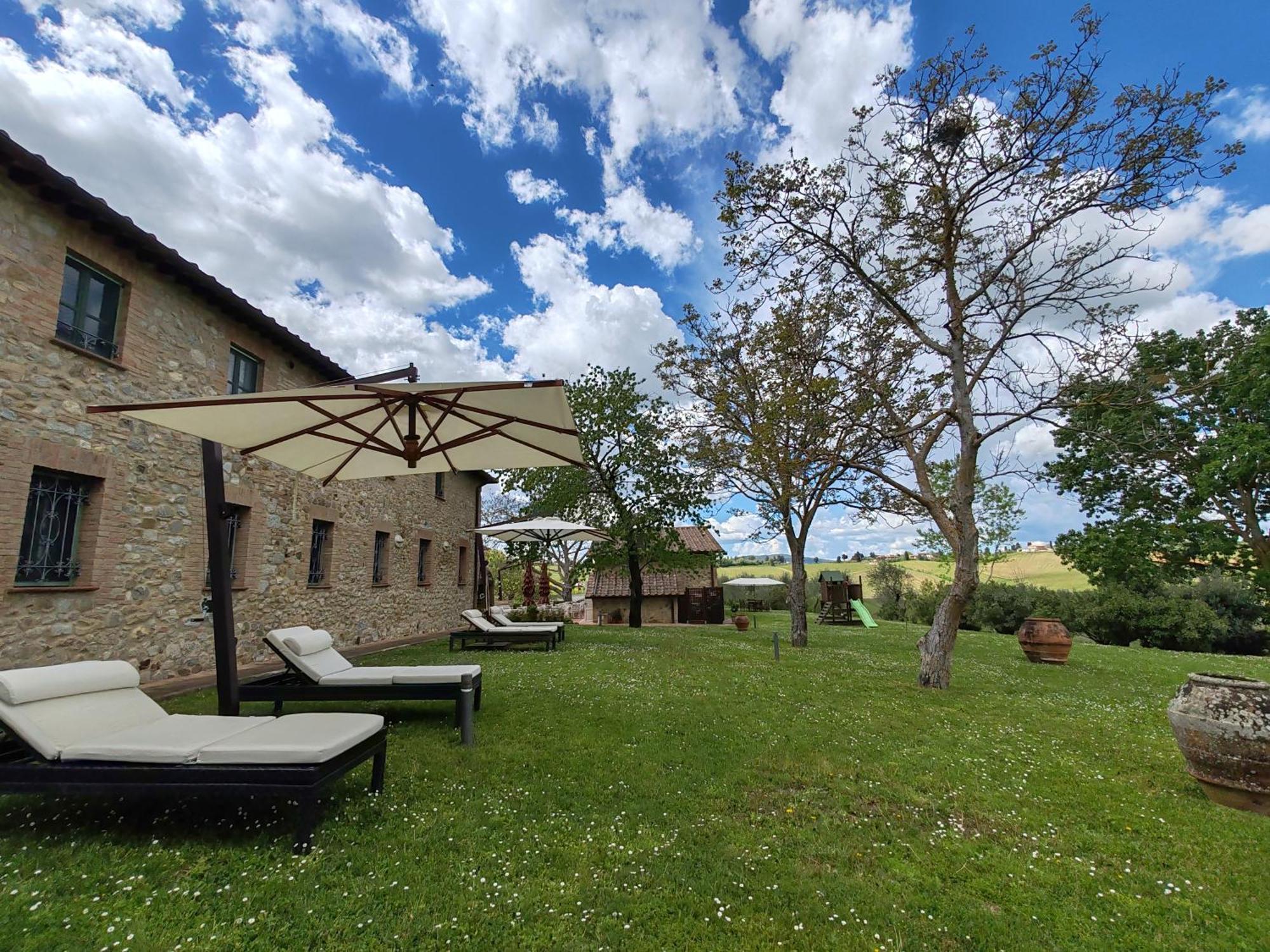 Villa Il Castagno Wine & Resort Siena Eksteriør bilde